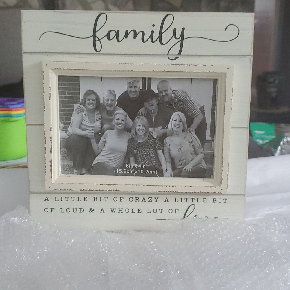 New in box picture photo frame. Family